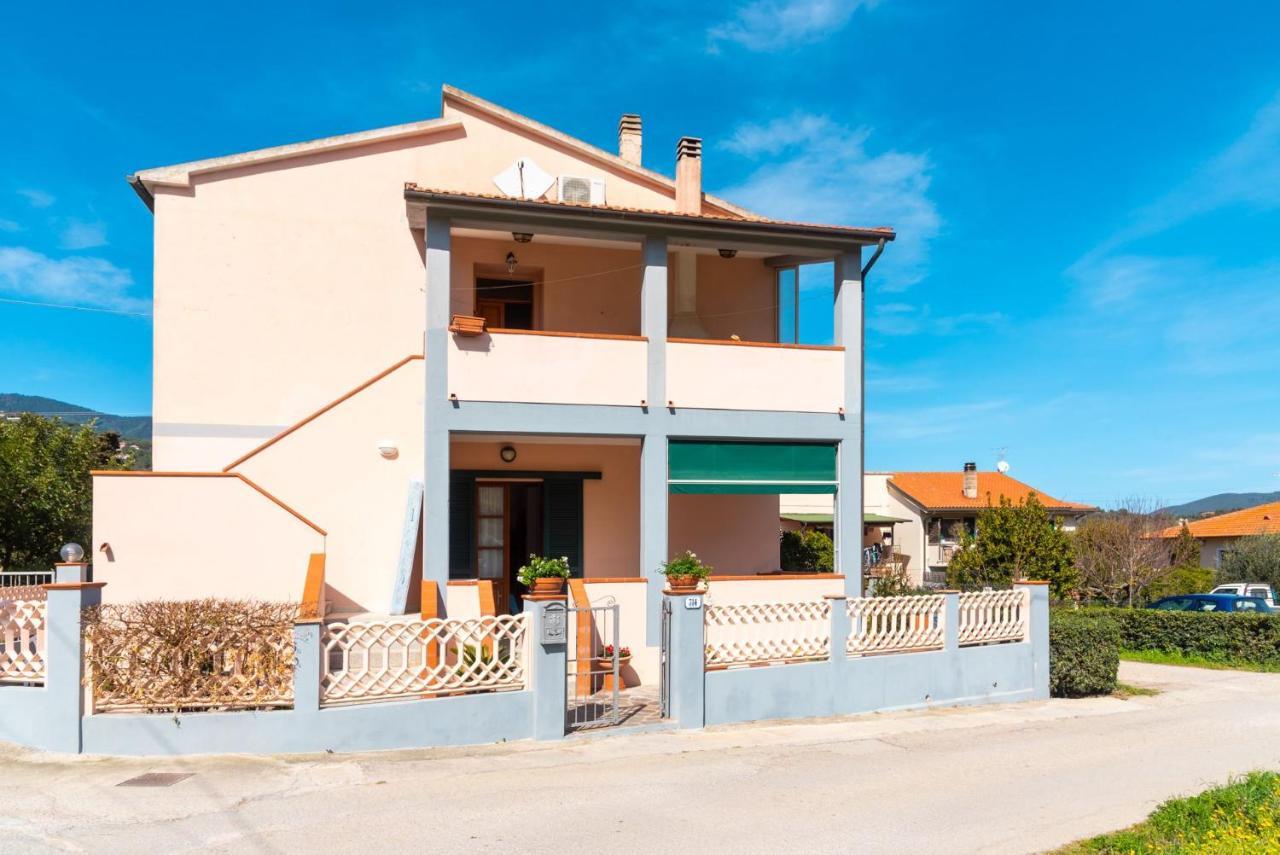 Appartamento Passeggiata Al Mare Marina di Campo Εξωτερικό φωτογραφία