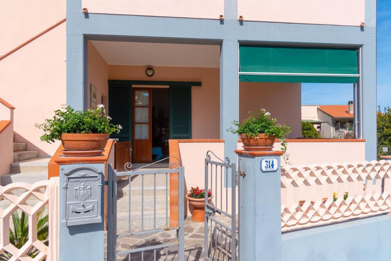 Appartamento Passeggiata Al Mare Marina di Campo Εξωτερικό φωτογραφία