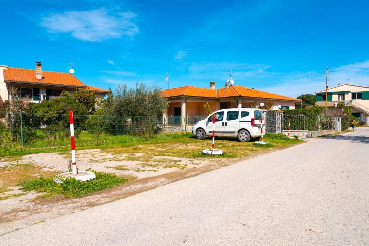 Appartamento Passeggiata Al Mare Marina di Campo Εξωτερικό φωτογραφία